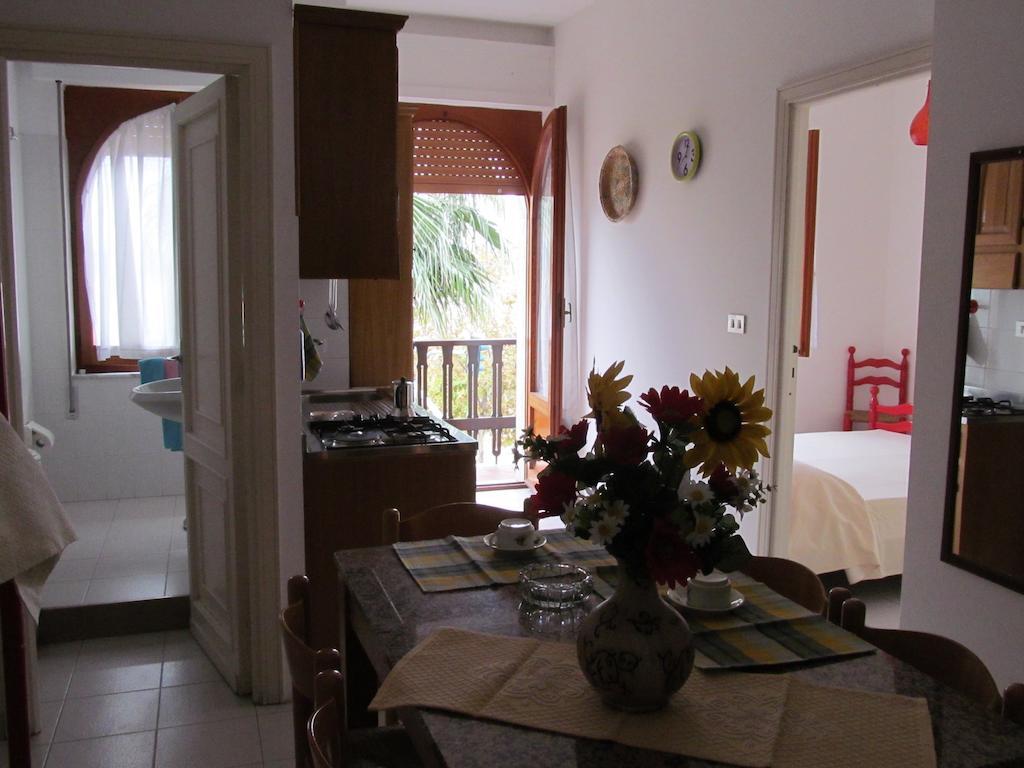 Apartamento Luci Del Golfo Alguer Habitación foto
